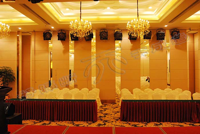 Zhuhai golden crowns Day Hotel